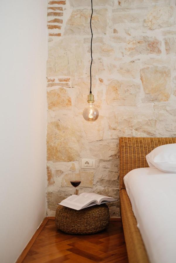 Pula City Apartment With Private Parking Free エクステリア 写真